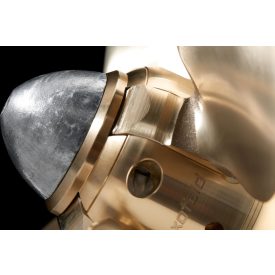 4 lapátos csukódó hajócsavar, egyenes kihajtásra, Ø130